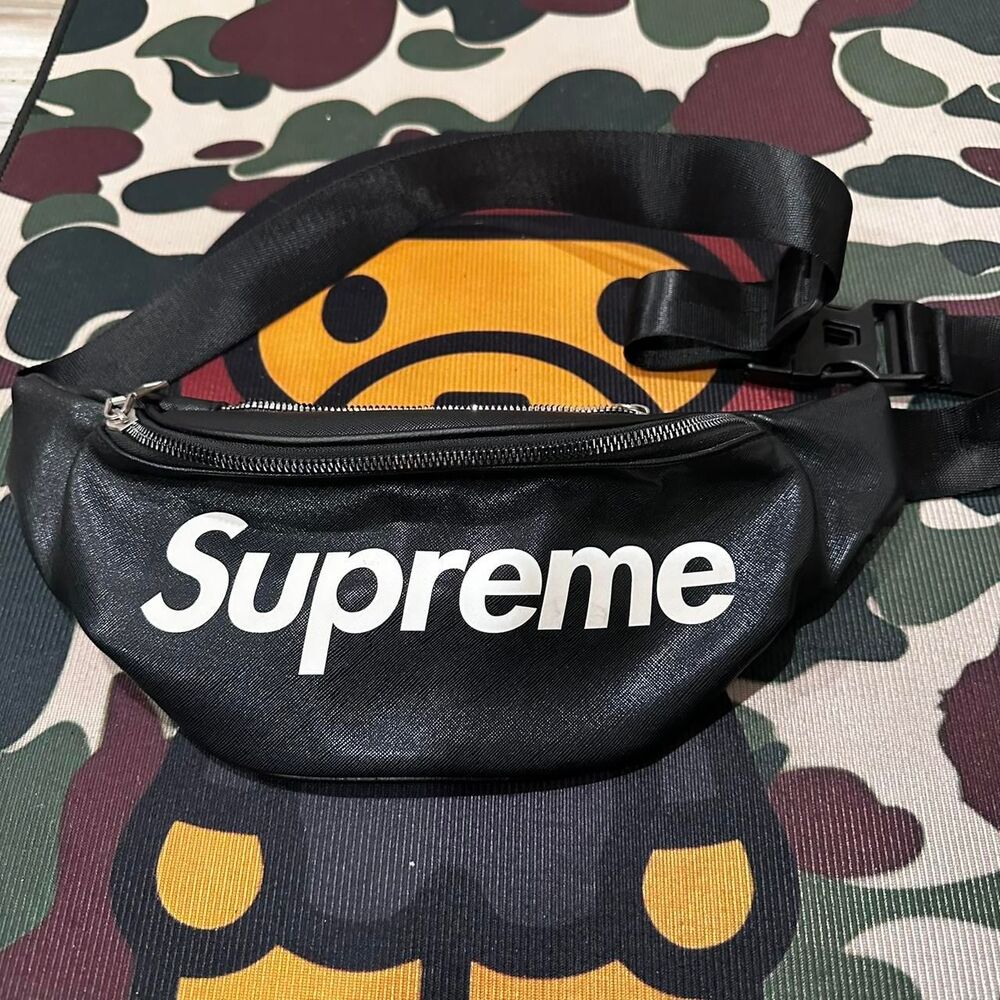 Black and White Supreme Fanny pack